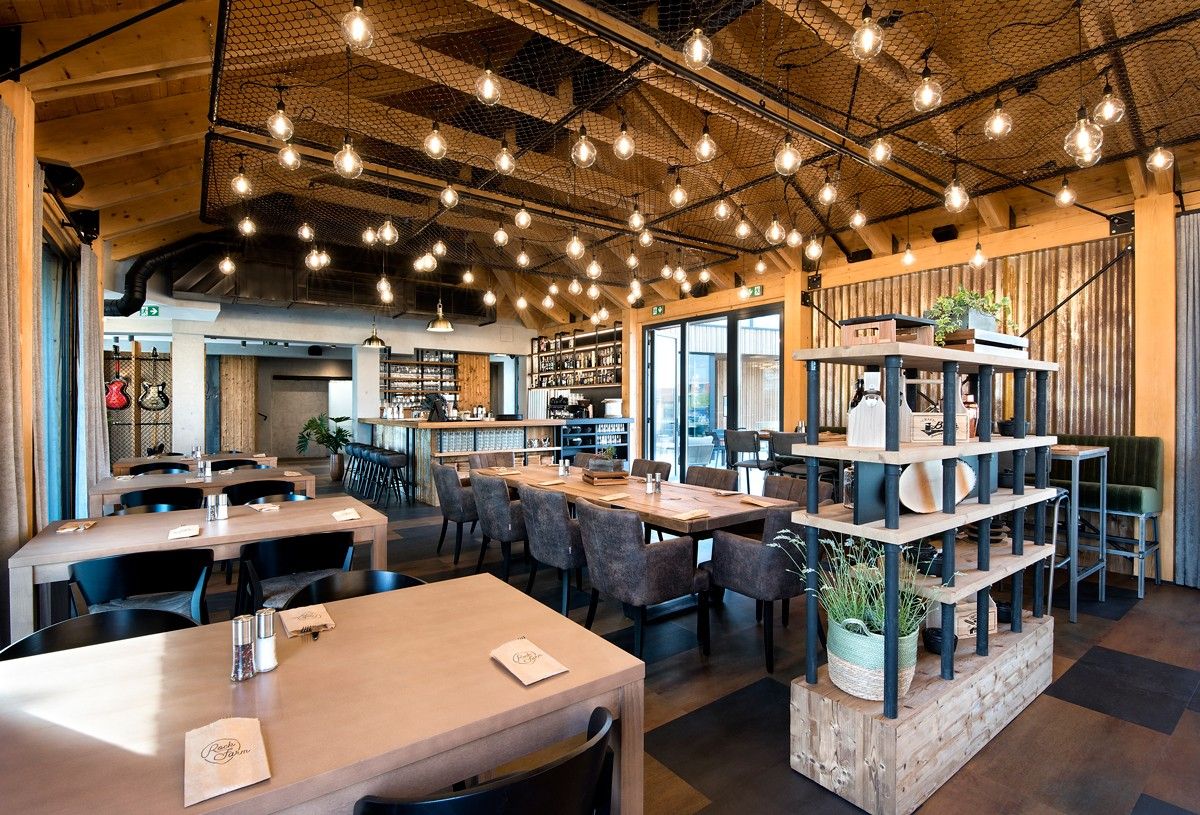 rockfarm-restaurant-1676971145-63f48c895351e.jpg