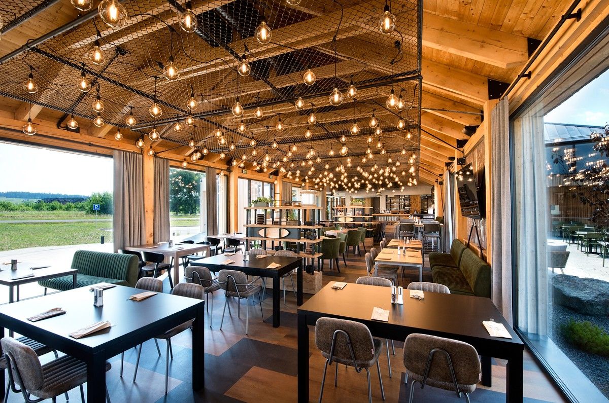 rockfarm-restaurant-1676971146-63f48c8a034c4.jpg